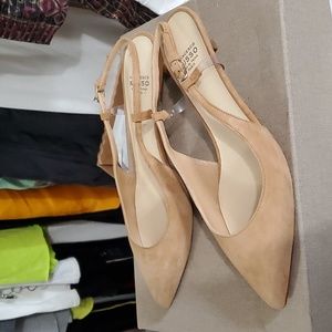 NIB $695 Francesco Russo kitten heel slingbacks